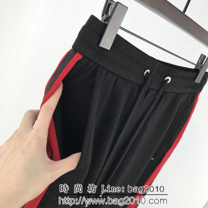 BALENCIAGA巴黎世家 18ss秋冬新款 字母小logo 純棉男款休閒褲 黑色 ydi1255